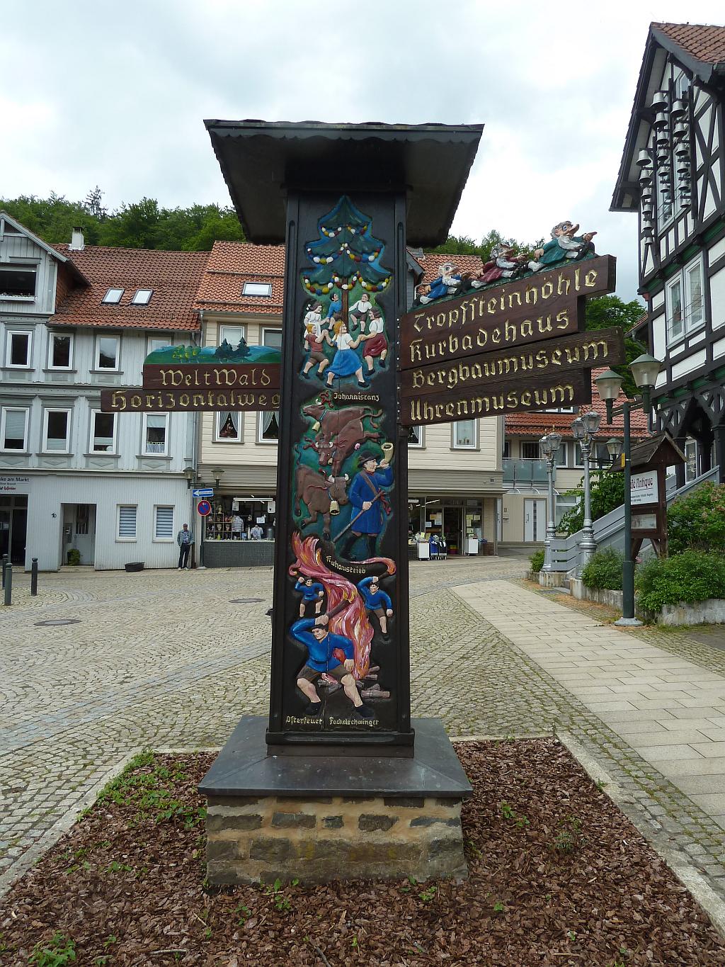 20200523 Holzwegweiser